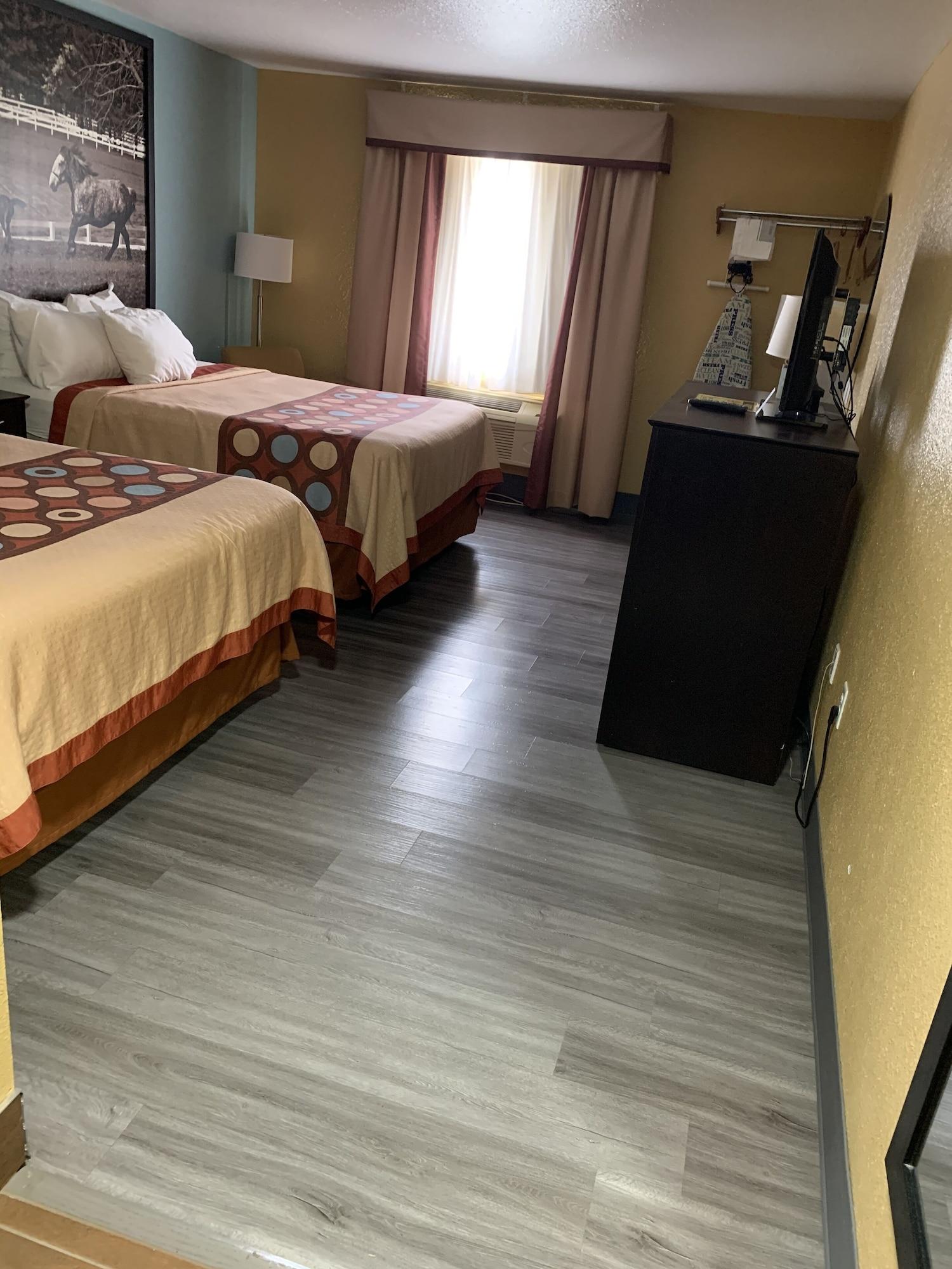 Super 8 By Wyndham Richmond Hotell Eksteriør bilde